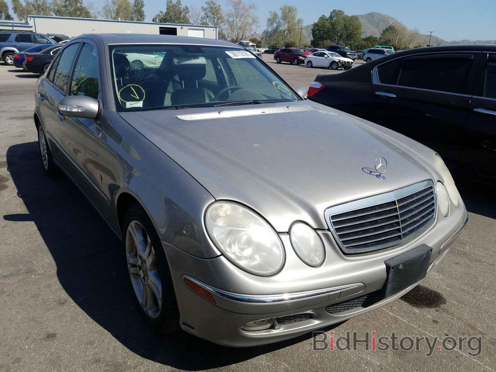 Photo WDBUF56J56A972451 - MERCEDES-BENZ E CLASS 2006