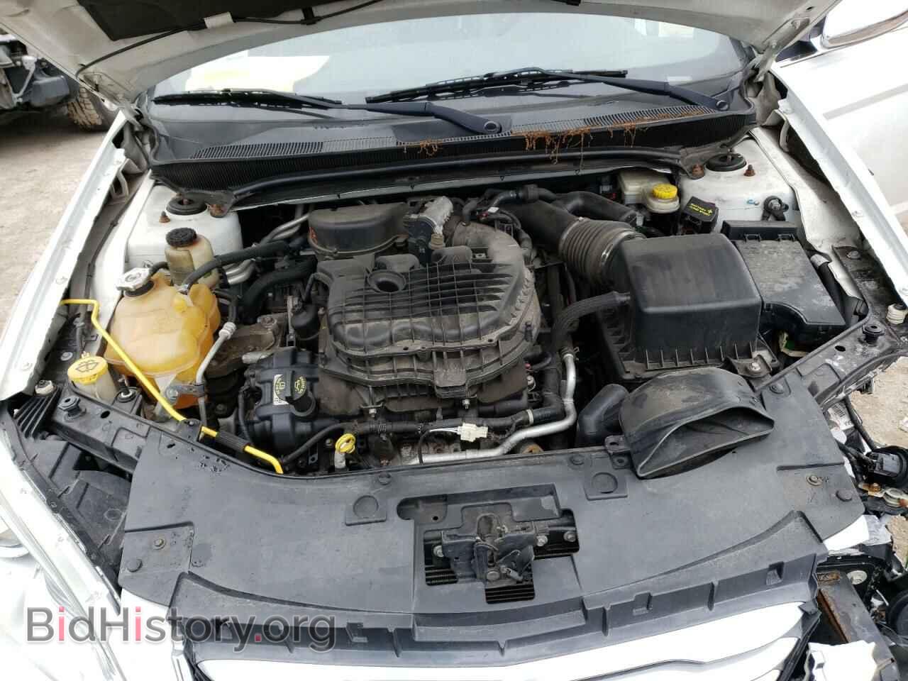 2013 CHRYSLER 200 - VIN: 1C3CCBCG0DN575558 - Фото 11