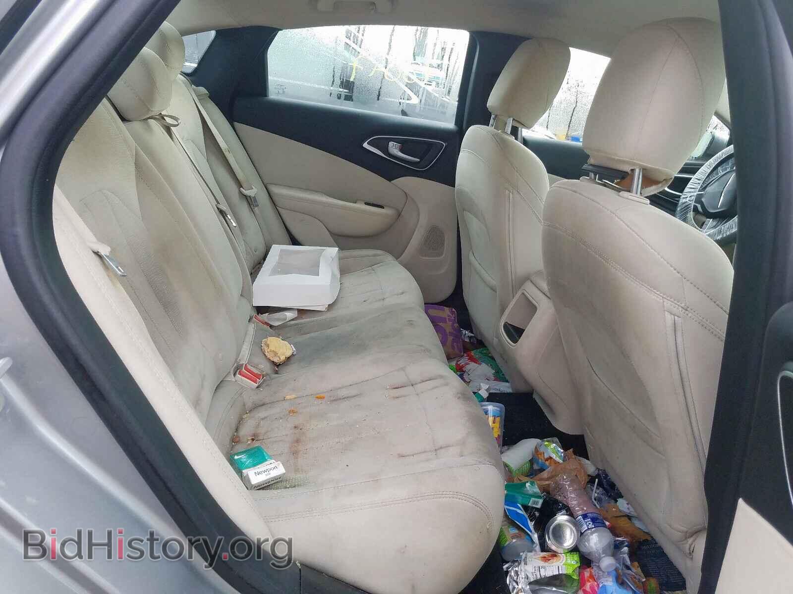 2016 CHRYSLER 200 - VIN: 1C3CCCAB4GN143590 - Фото 6