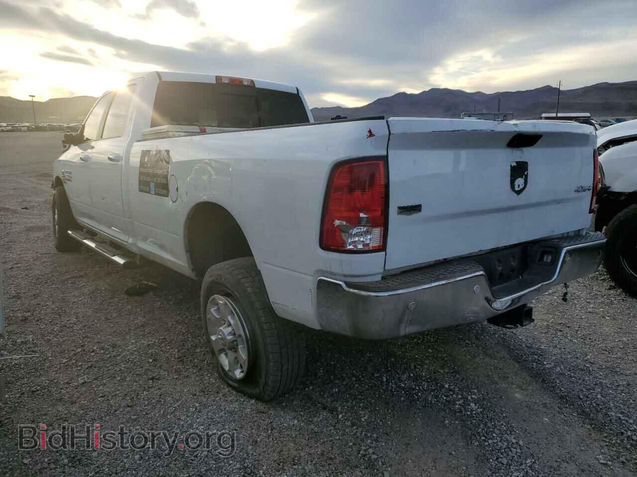 2016 RAM 3500 - VIN: 3C63R3HL6GG127836 - Photo 2