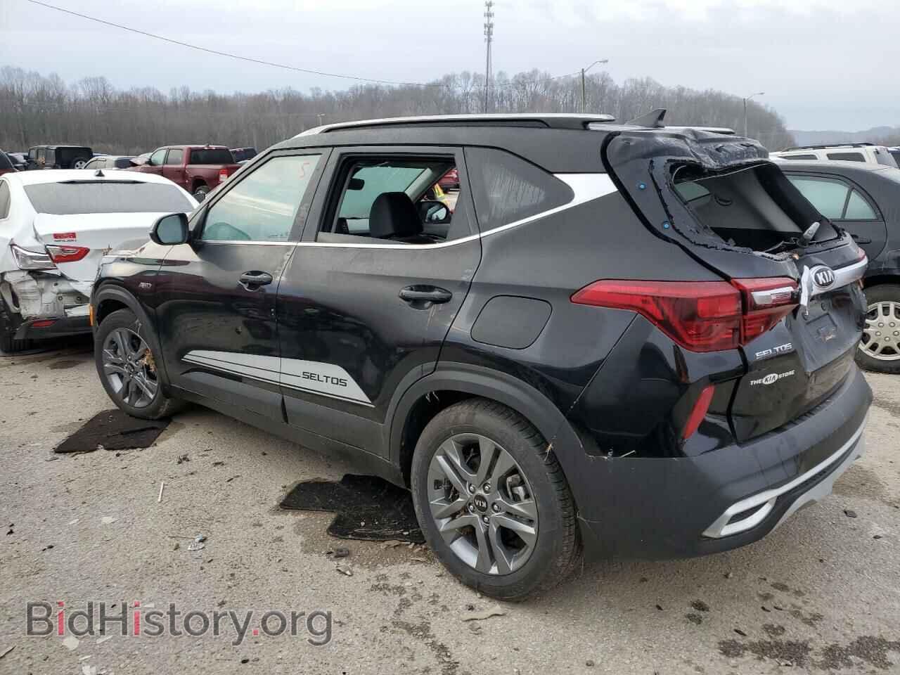 2021 KIA SELTOS - VIN: KNDEUCAA3M7141113 - Фото 2