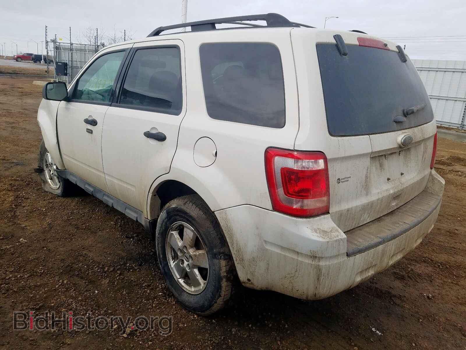 2011 FORD ESCAPE - VIN: 1FMCU9D79BKA76588 - Фото 3
