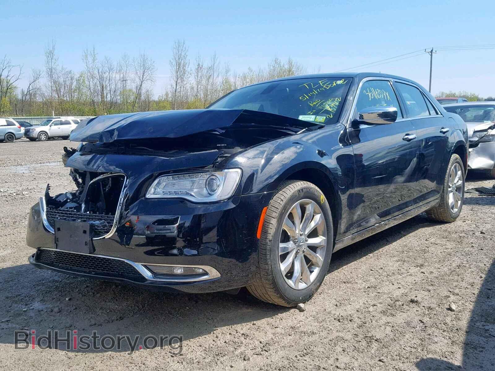 2017 CHRYSLER 300 - VIN: 2C3CCAKG8HH648542 - Фото 2