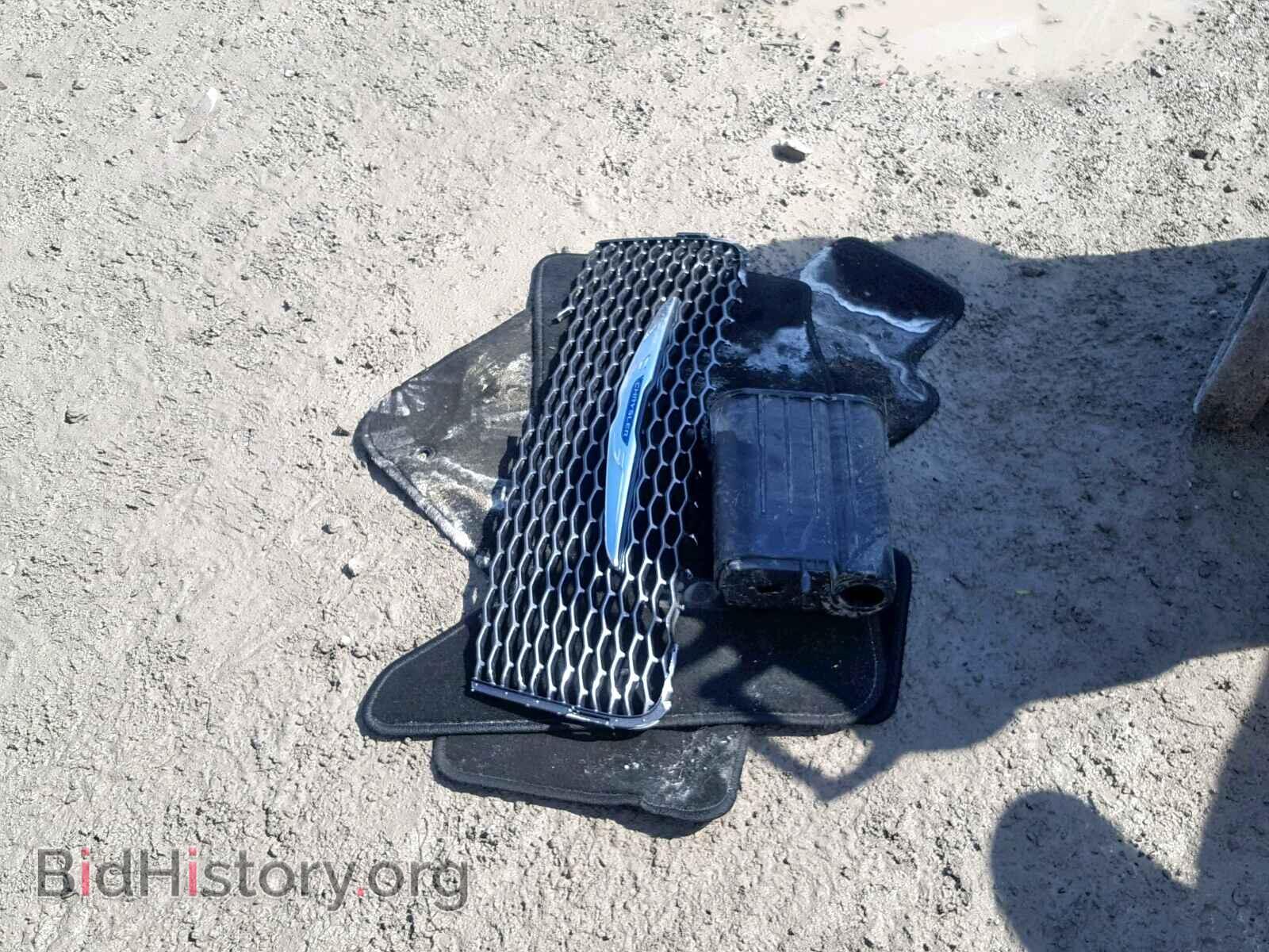 2017 CHRYSLER 300 - VIN: 2C3CCAKG8HH648542 - Фото 9