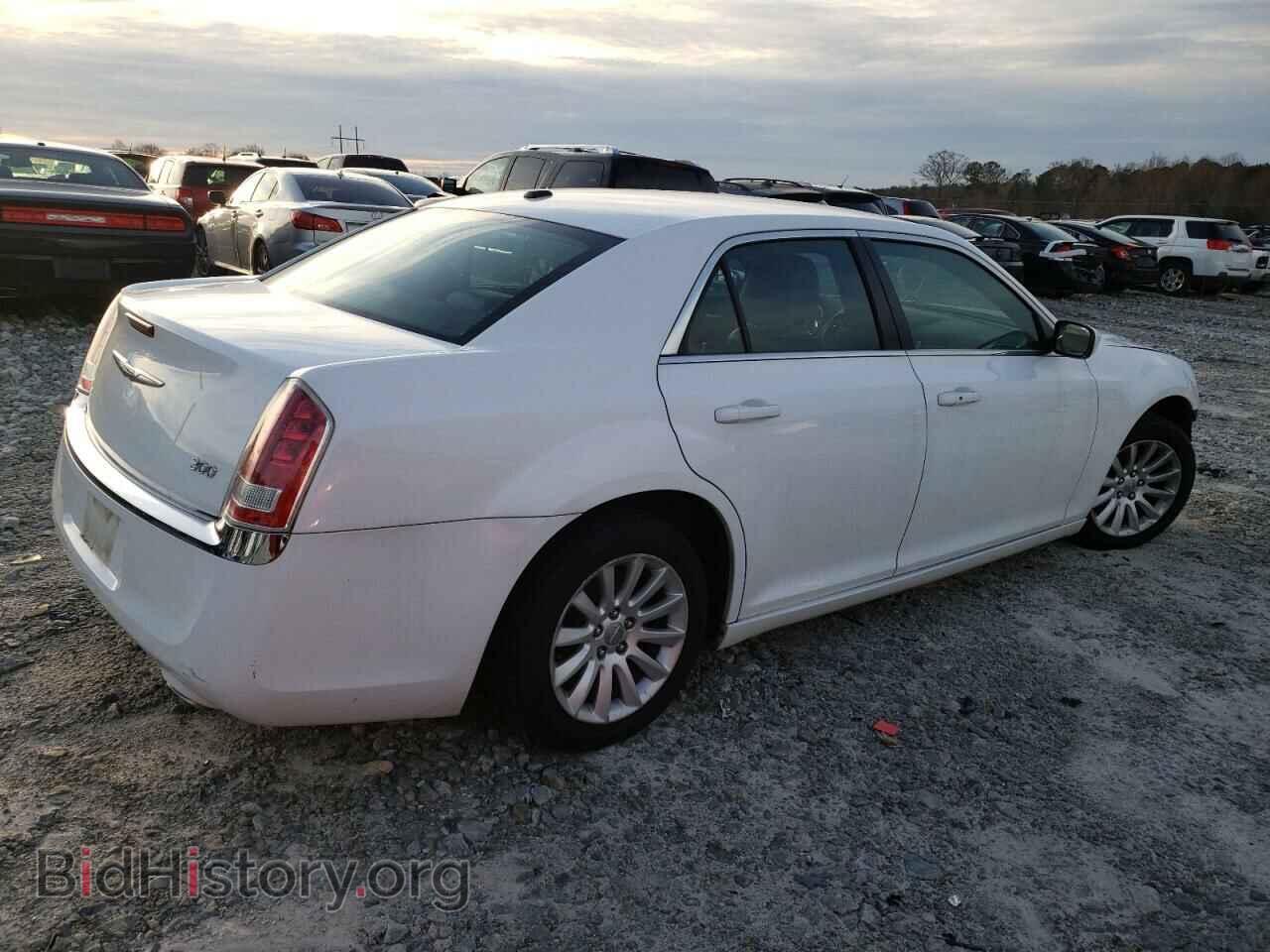 2014 CHRYSLER 300 - VIN: 2C3CCAAG7EH255533 - Фото 3