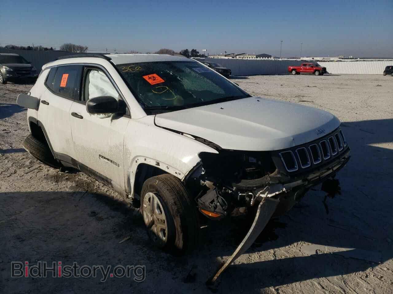 Photo 3C4NJDAB2MT579107 - JEEP COMPASS 2021