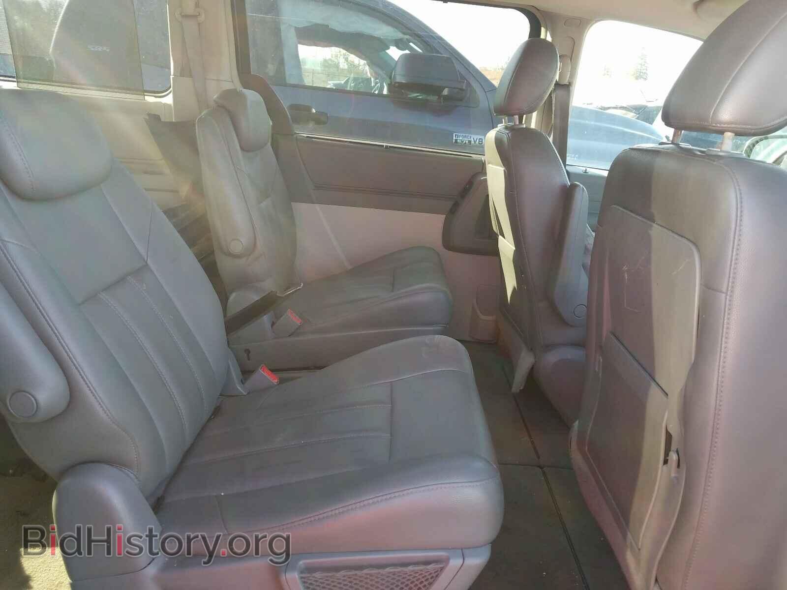 2008 CHRYSLER MINIVAN - VIN: 2A8HR54P78R642559 - Фото 6