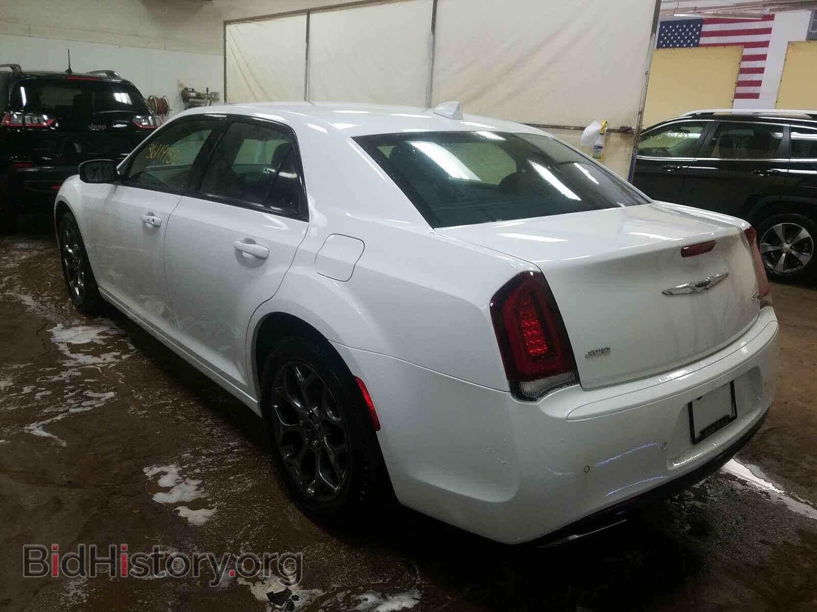2017 CHRYSLER 300 - VIN: 2C3CCAGG9HH577893 - Фото 3