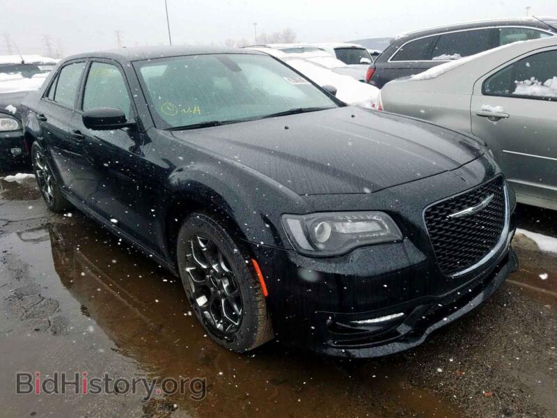 2017 Chrysler 300 300 S (VIN 2C3CCAGG8HH558073) — фото 1 из 10, Copart, повреждение: мелкие вмятины и царапины