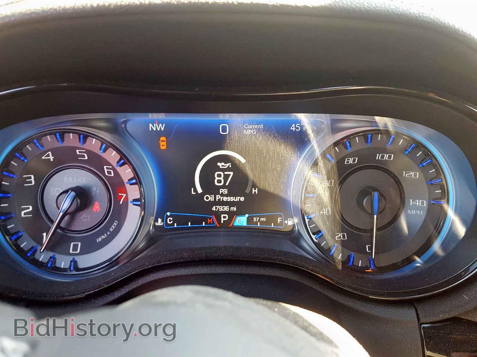 2017 CHRYSLER 300 - VIN: 2C3CCAGG8HH558073 - Фото 8