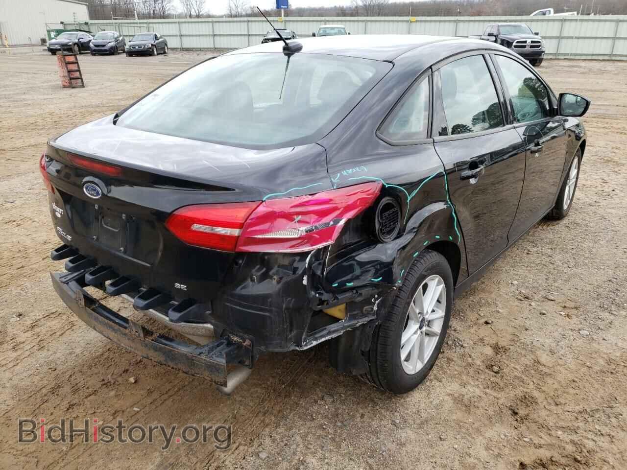 2017 FORD FOCUS - VIN: 1FADP3F23HL215931 - Фото 4