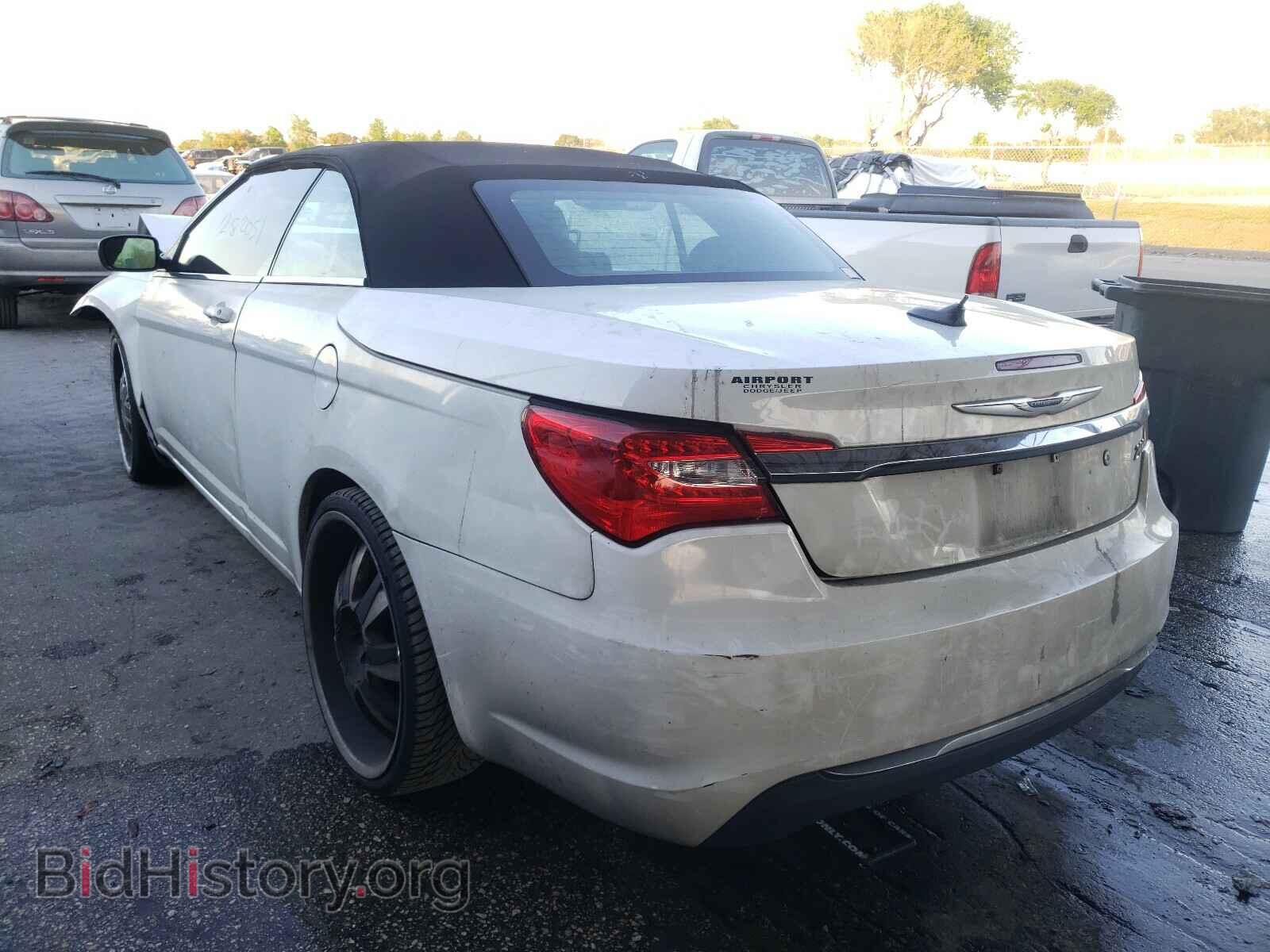 2011 CHRYSLER 200 - VIN: 1C3BC2EB1BN615110 - Фото 3