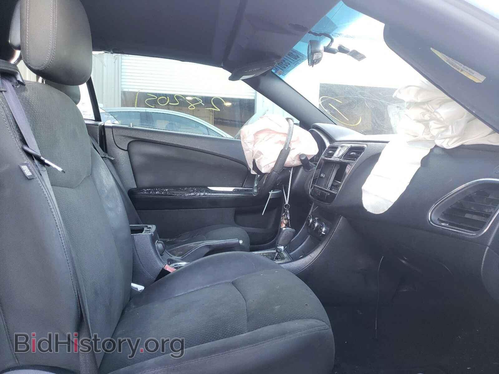 2011 CHRYSLER 200 - VIN: 1C3BC2EB1BN615110 - Фото 5
