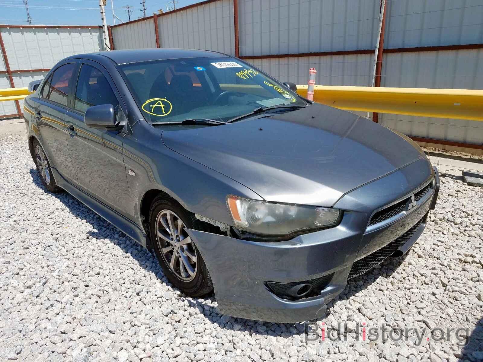 Photo JA32U2FU0AU033592 - MITSUBISHI LANCER 2010