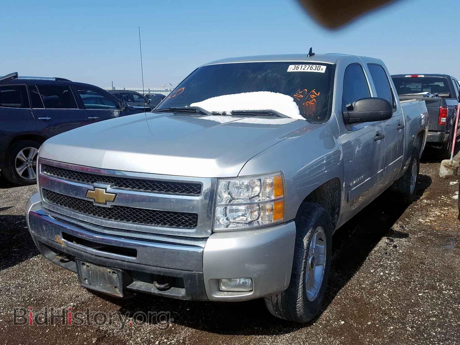 2011 CHEVROLET SILVERADO - VIN: 3GCPKSE39BG237592 - Фото 2