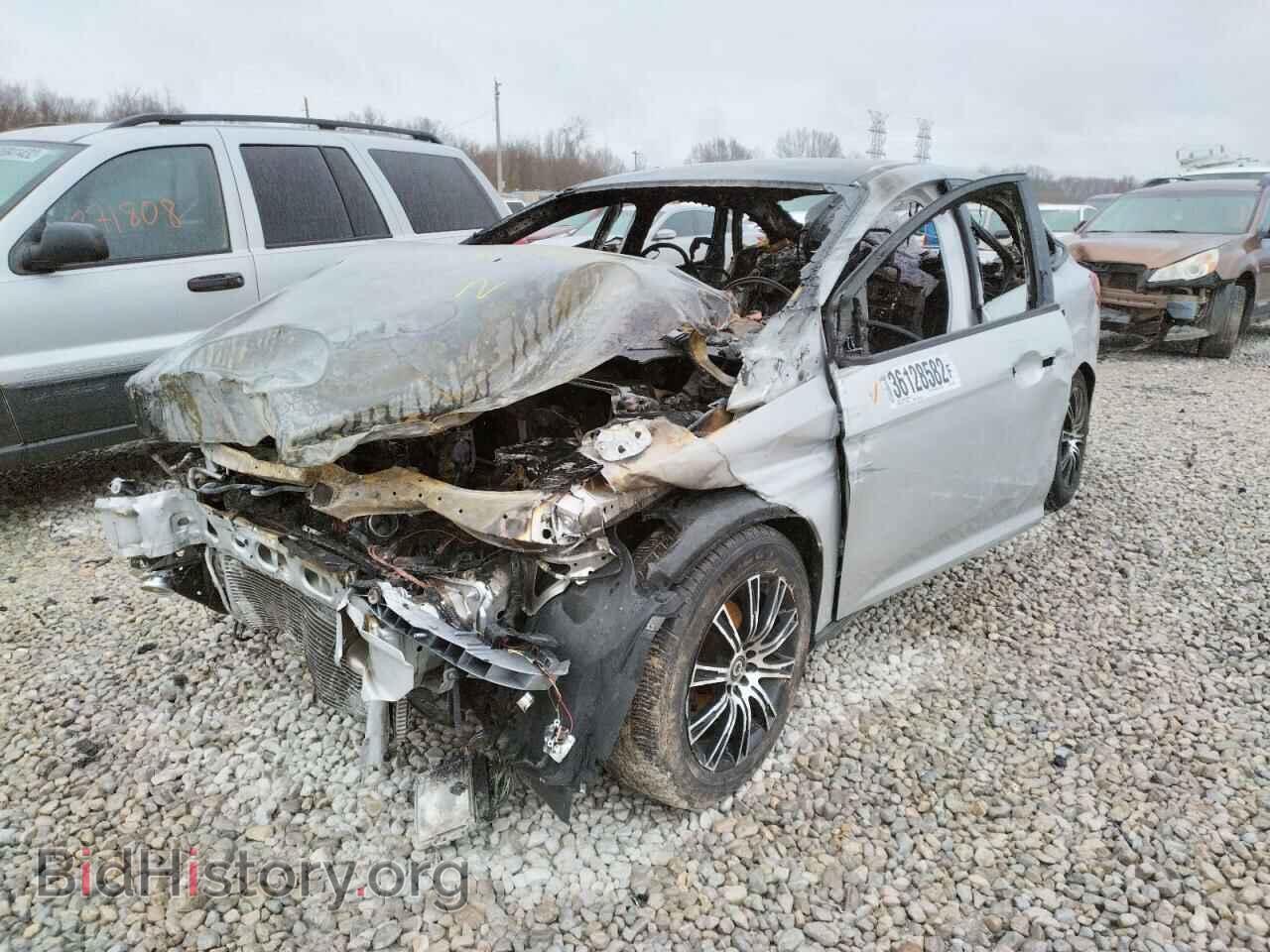 2014 FORD FOCUS - VIN: 1FADP3F27EL118582 - Фото 2