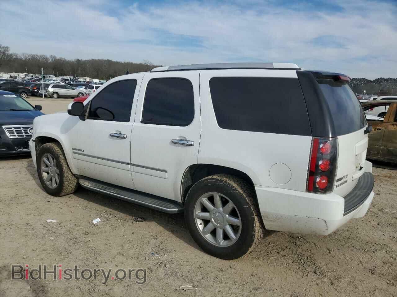 2010 GMC YUKON - VIN: 1GKUKEEF3AR268712 - Фото 2