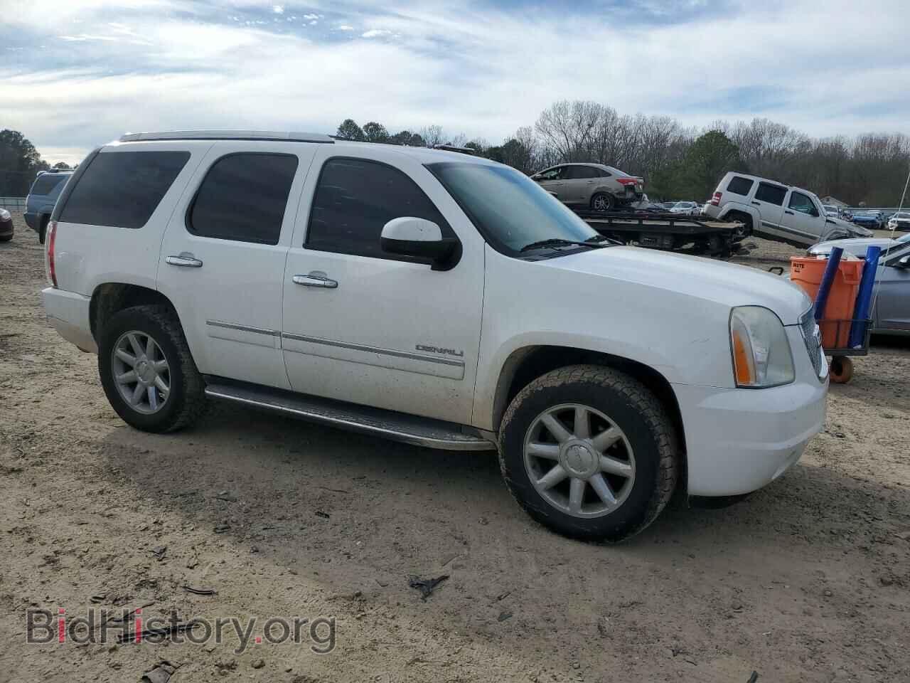 2010 GMC YUKON - VIN: 1GKUKEEF3AR268712 - Фото 4