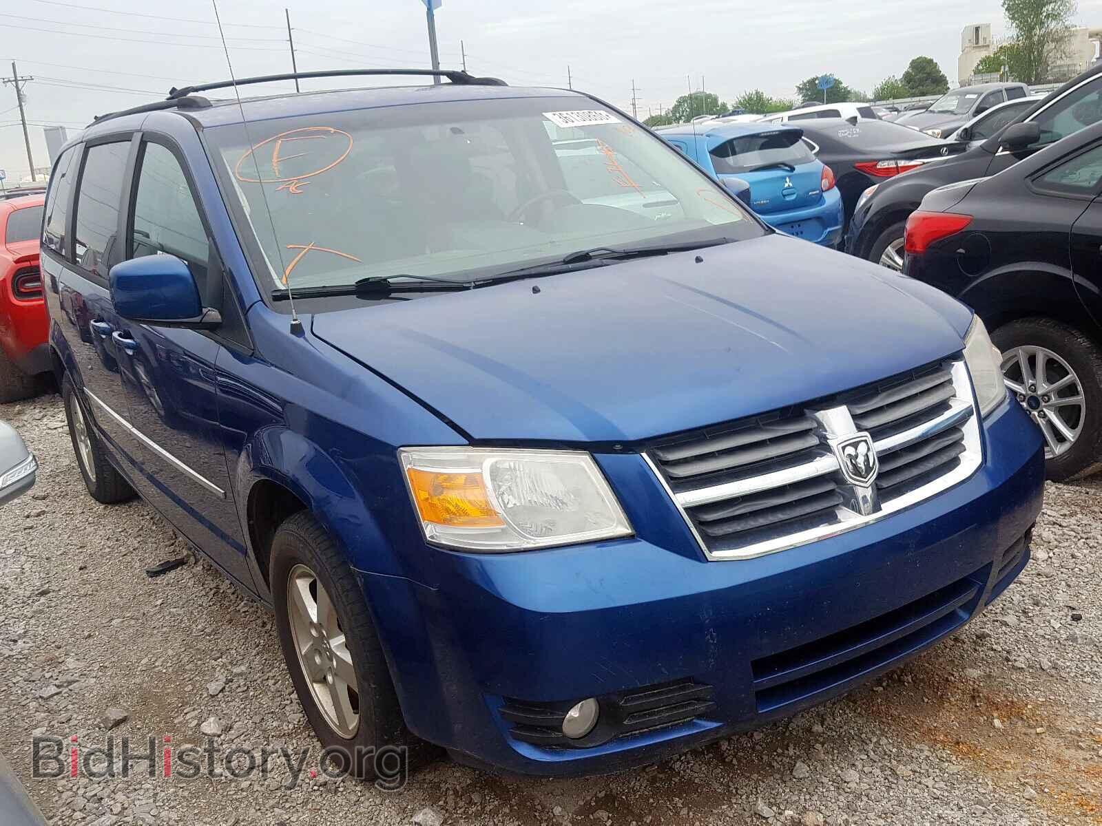 Photo 2D4RN5D13AR196857 - DODGE CARAVAN 2010