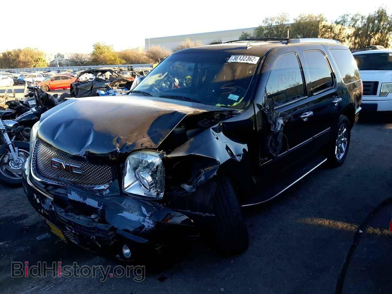 2013 GMC YUKON - VIN: 1GKS1EEF5DR344798 - Фото 2