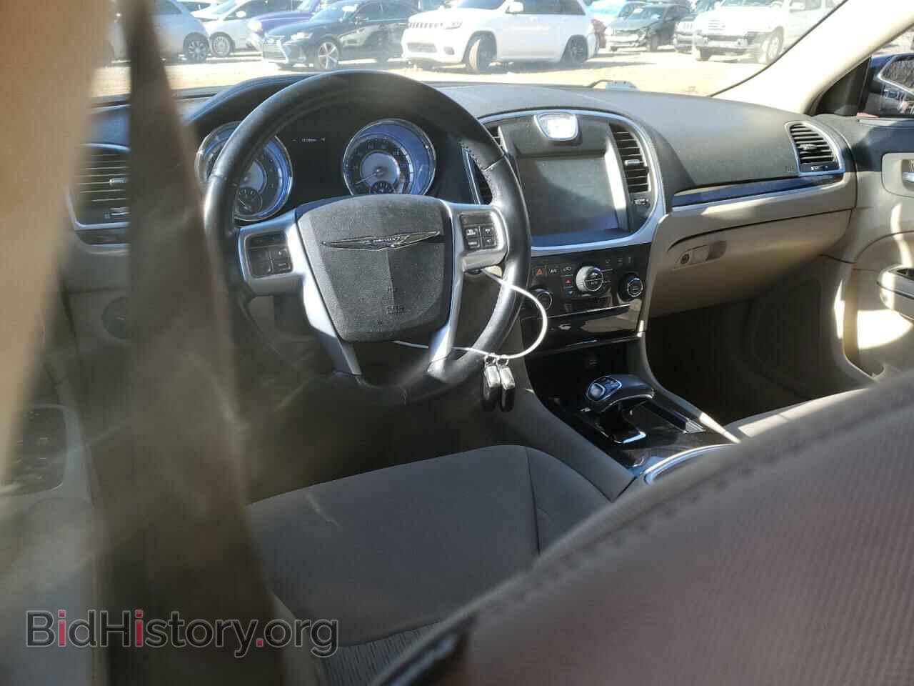 2012 CHRYSLER 300 - VIN: 2C3CCAAG9CH273075 - Фото 7