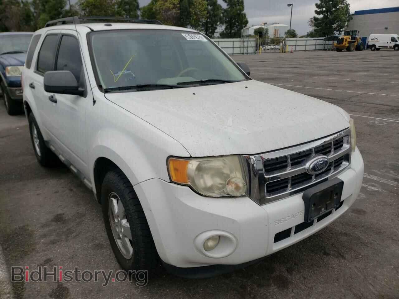 Photo 1FMCU0DG1AKA15147 - FORD ESCAPE 2010