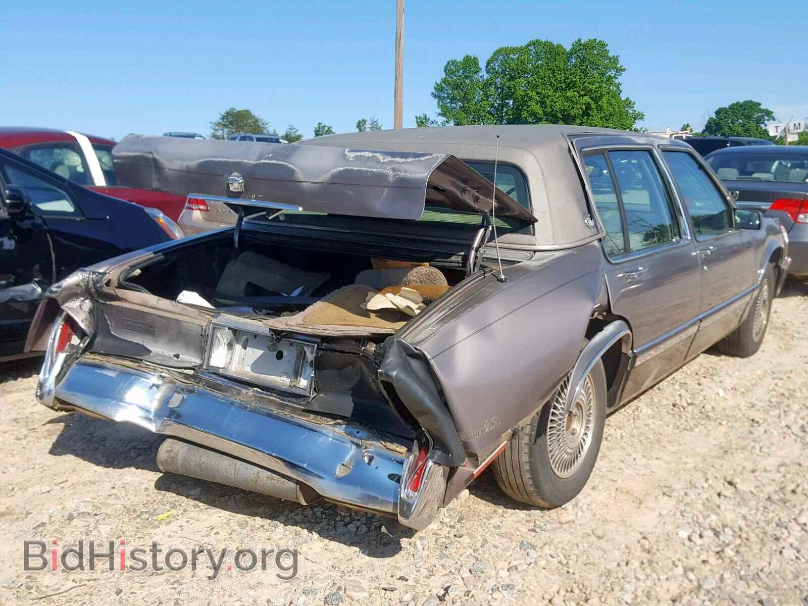 1993 CADILLAC DEVILLE - VIN: 1G6CD53B2P4219902 - Photo 4