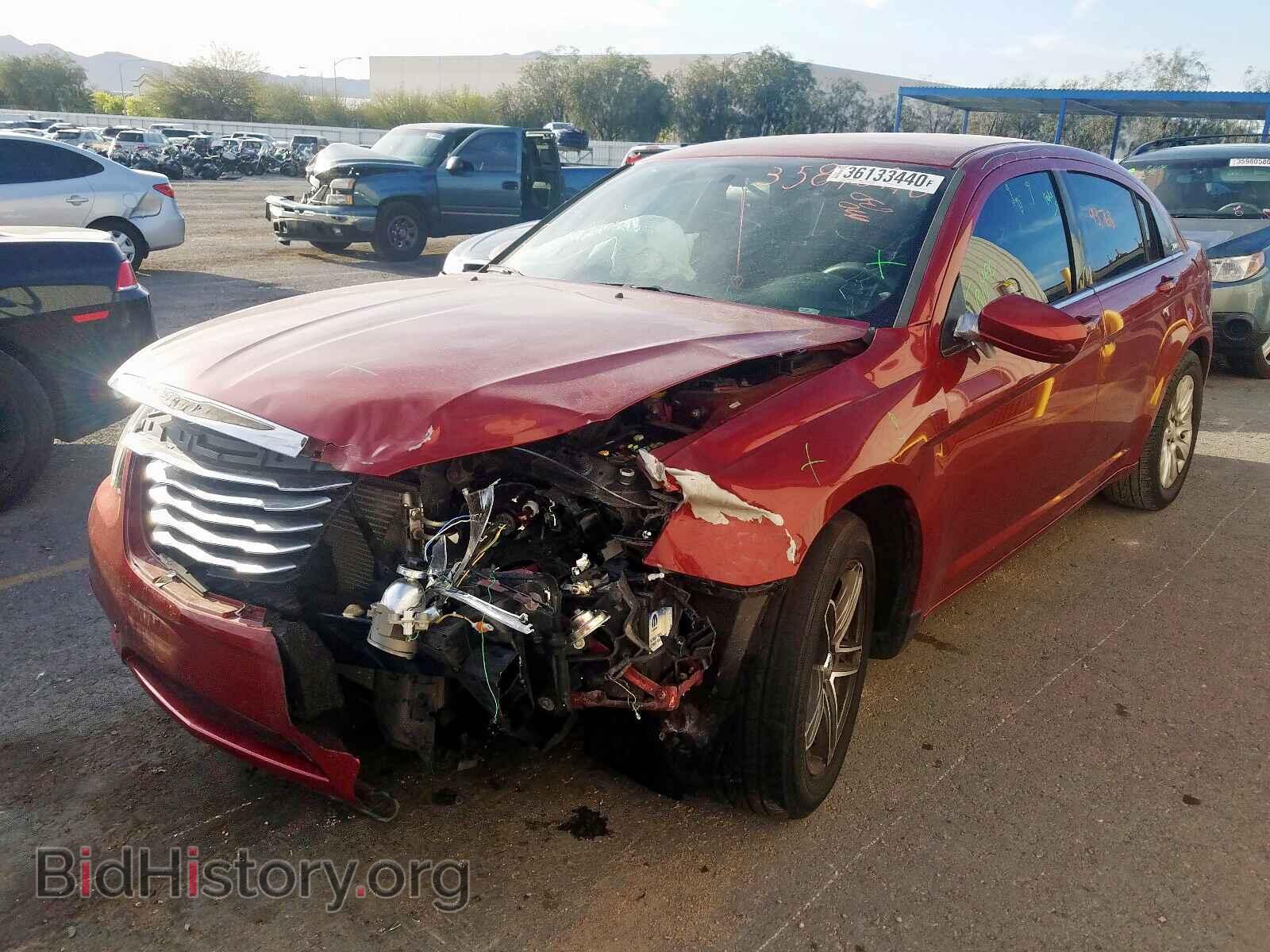 2013 CHRYSLER 200 - VIN: 1C3CCBAB7DN606523 - Photo 2