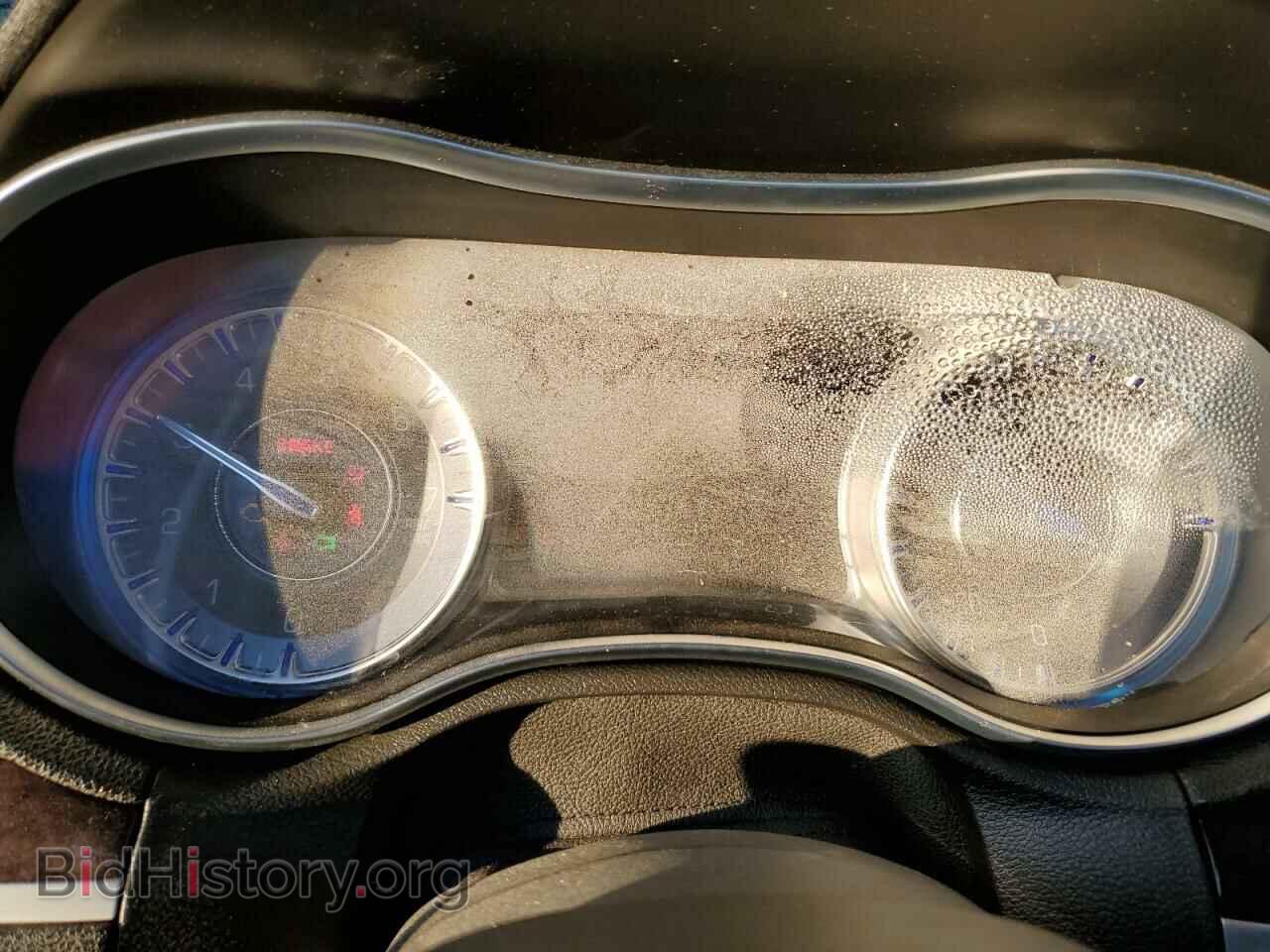 2019 CHRYSLER 300 - VIN: 2C3CCAEG5KH559921 - Фото 9