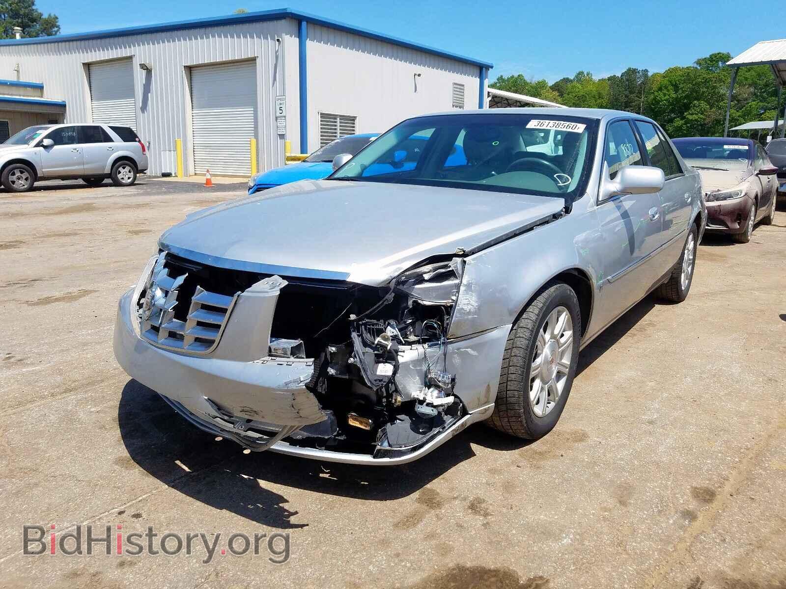 2009 CADILLAC DTS - VIN: 1G6KD57Y59U136509 - Фото 2
