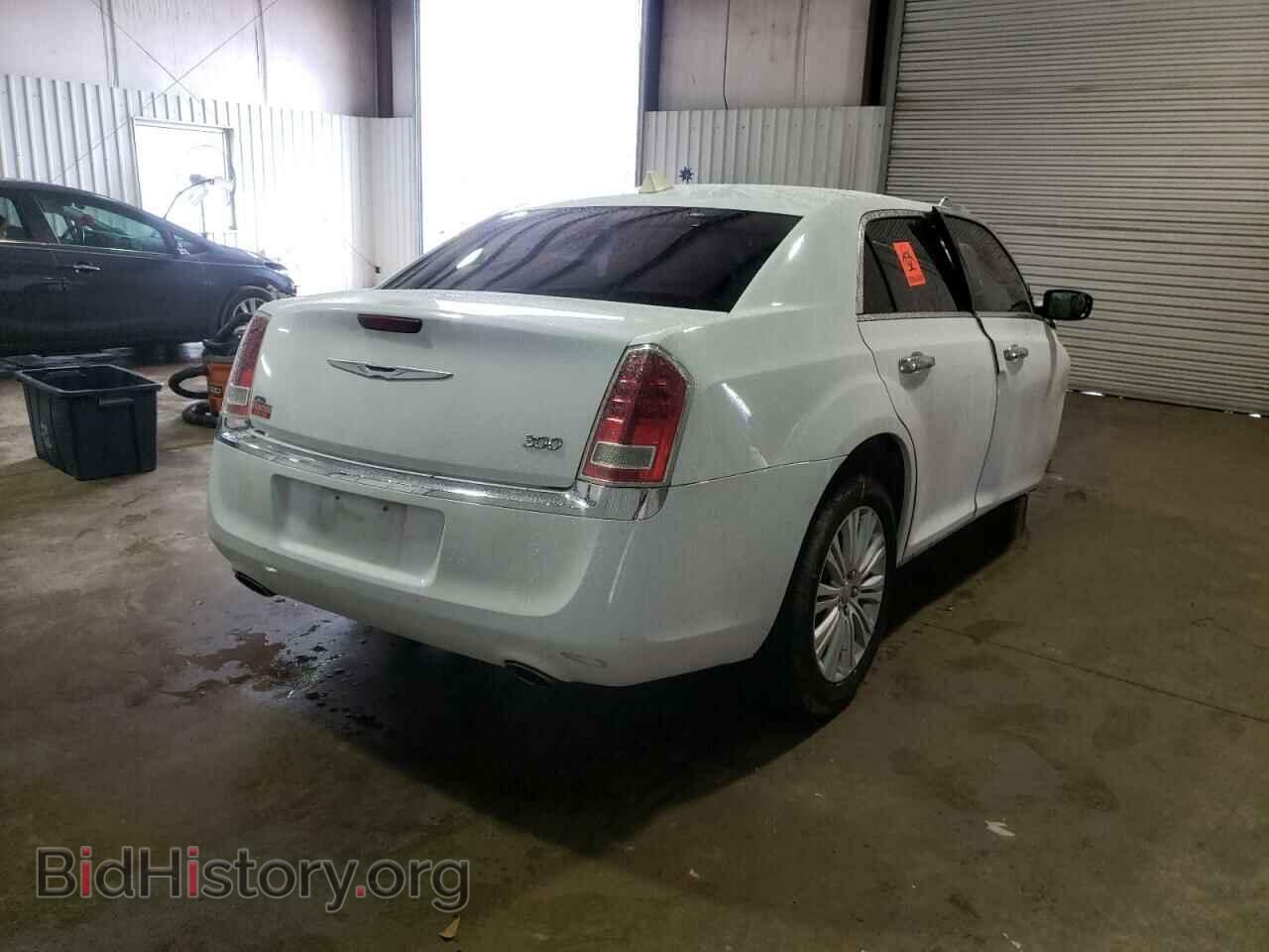 2014 CHRYSLER 300 - VIN: 2C3CCARG3EH136589 - Фото 4