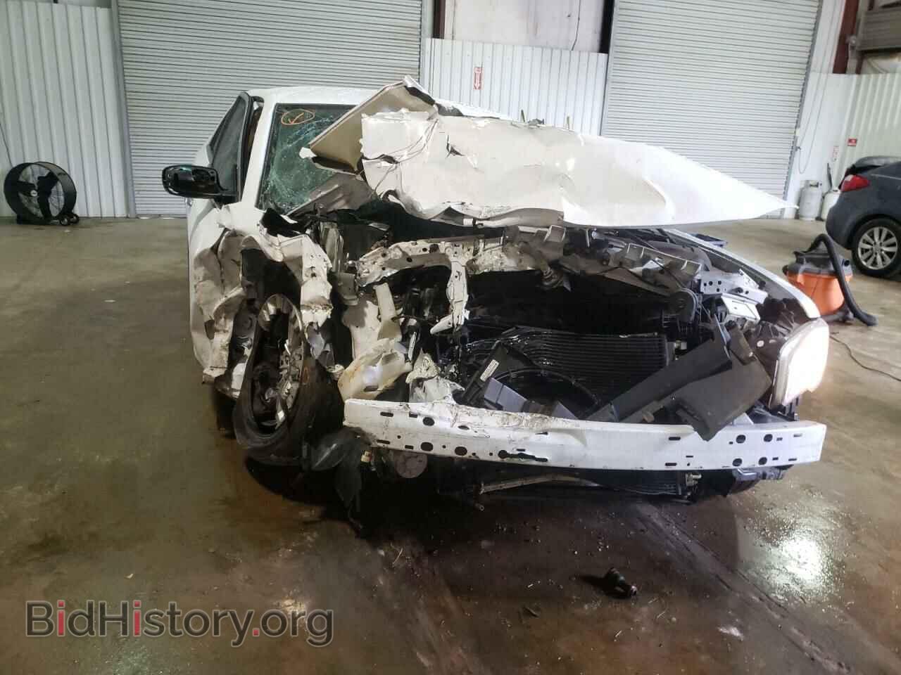 2014 CHRYSLER 300 - VIN: 2C3CCARG3EH136589 - Фото 9