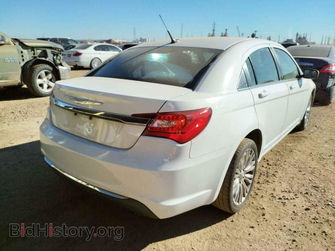 2012 CHRYSLER 200 - VIN: 1C3CCBAB3CN282369 - Фото 4