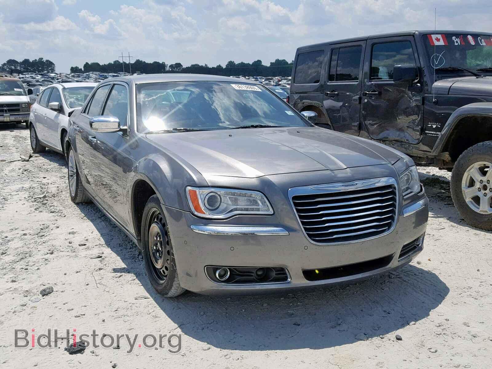 Фотография 2C3CA5CG4BH537229 - CHRYSLER 300 2011
