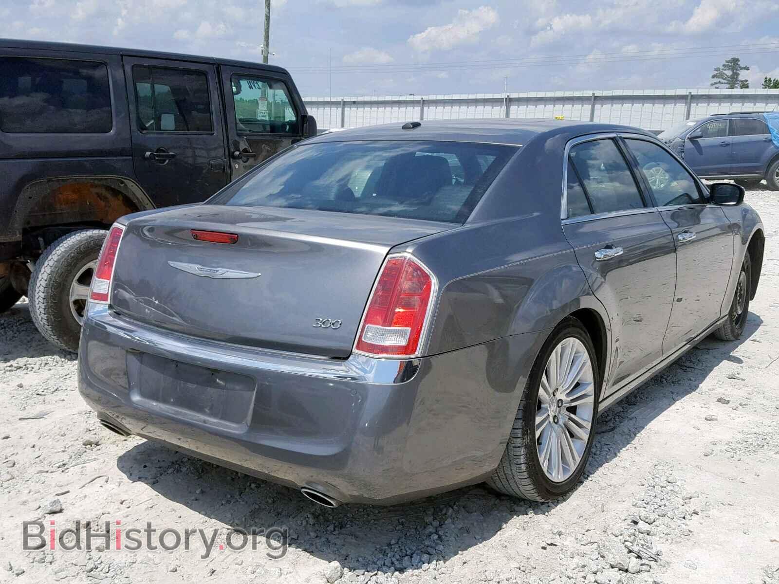 2011 CHRYSLER 300 - VIN: 2C3CA5CG4BH537229 - Фото 4