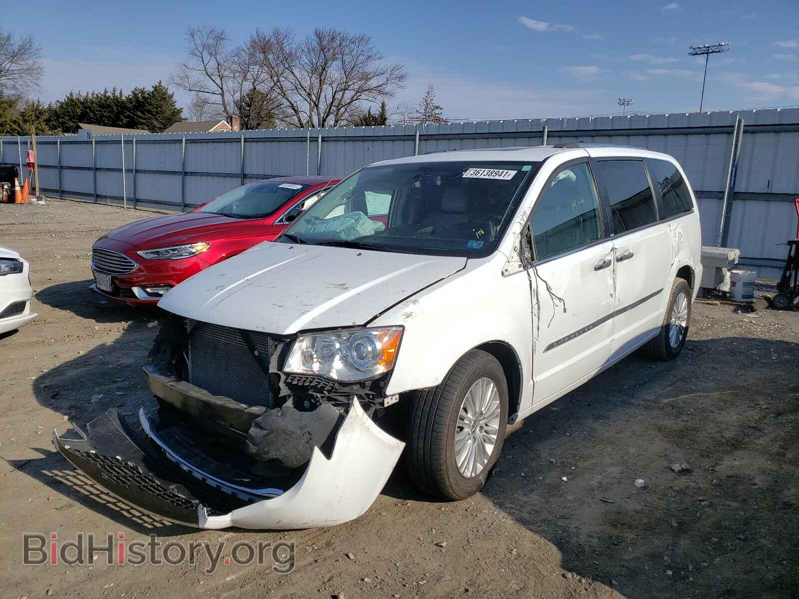 2014 CHRYSLER MINIVAN - VIN: 2C4RC1GG2ER115736 - Photo 2