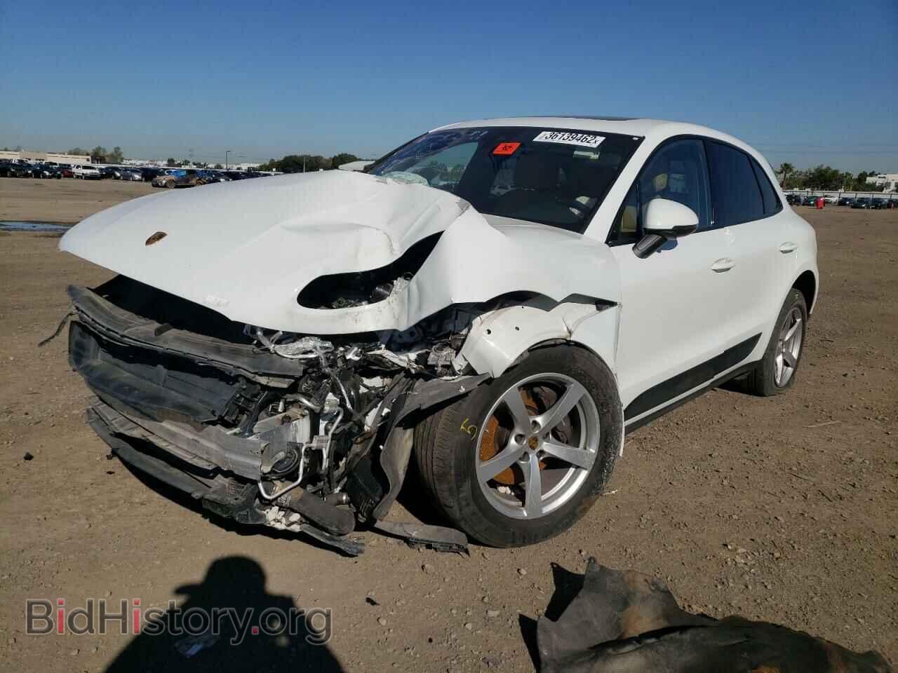 2018 PORSCHE MACAN - VIN: WP1AA2A55JLB08832 - Photo 2