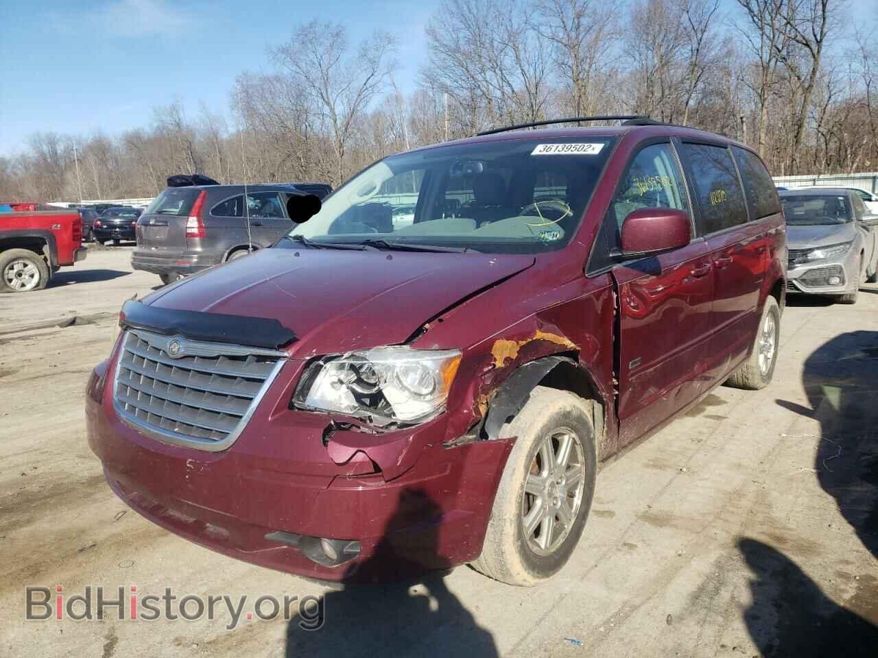 2008 CHRYSLER MINIVAN - VIN: 2A8HR54P28R754265 - Фото 2