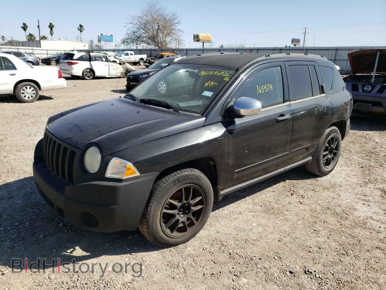 2009 JEEP COMPASS - VIN: 1J4FT47B99D207695 - Photo 2