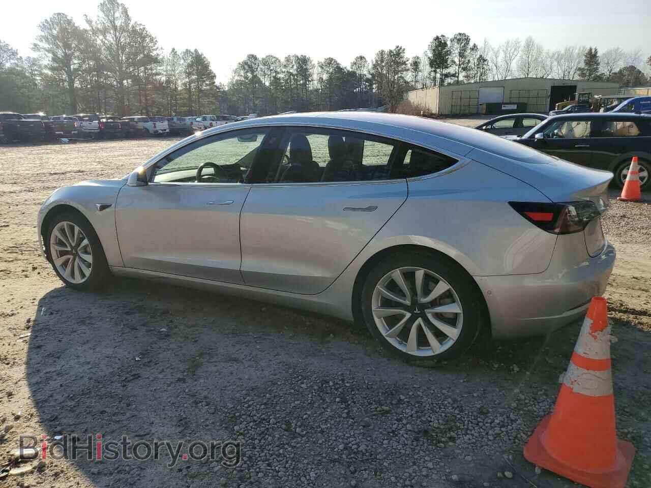 2018 TESLA MODEL 3 - VIN: 5YJ3E1EAXJF017851 - Photo 2