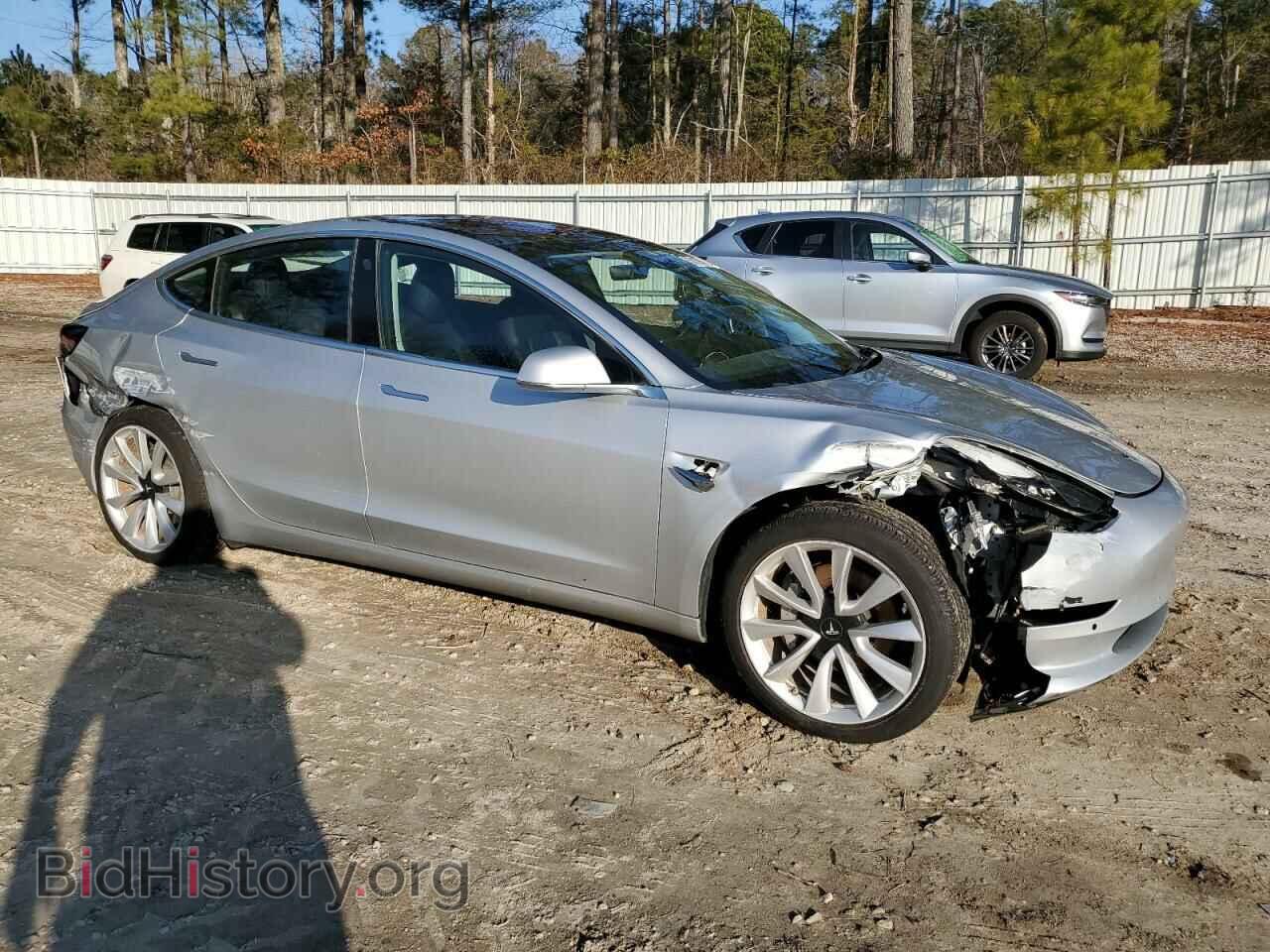2018 TESLA MODEL 3 - VIN: 5YJ3E1EAXJF017851 - Photo 4
