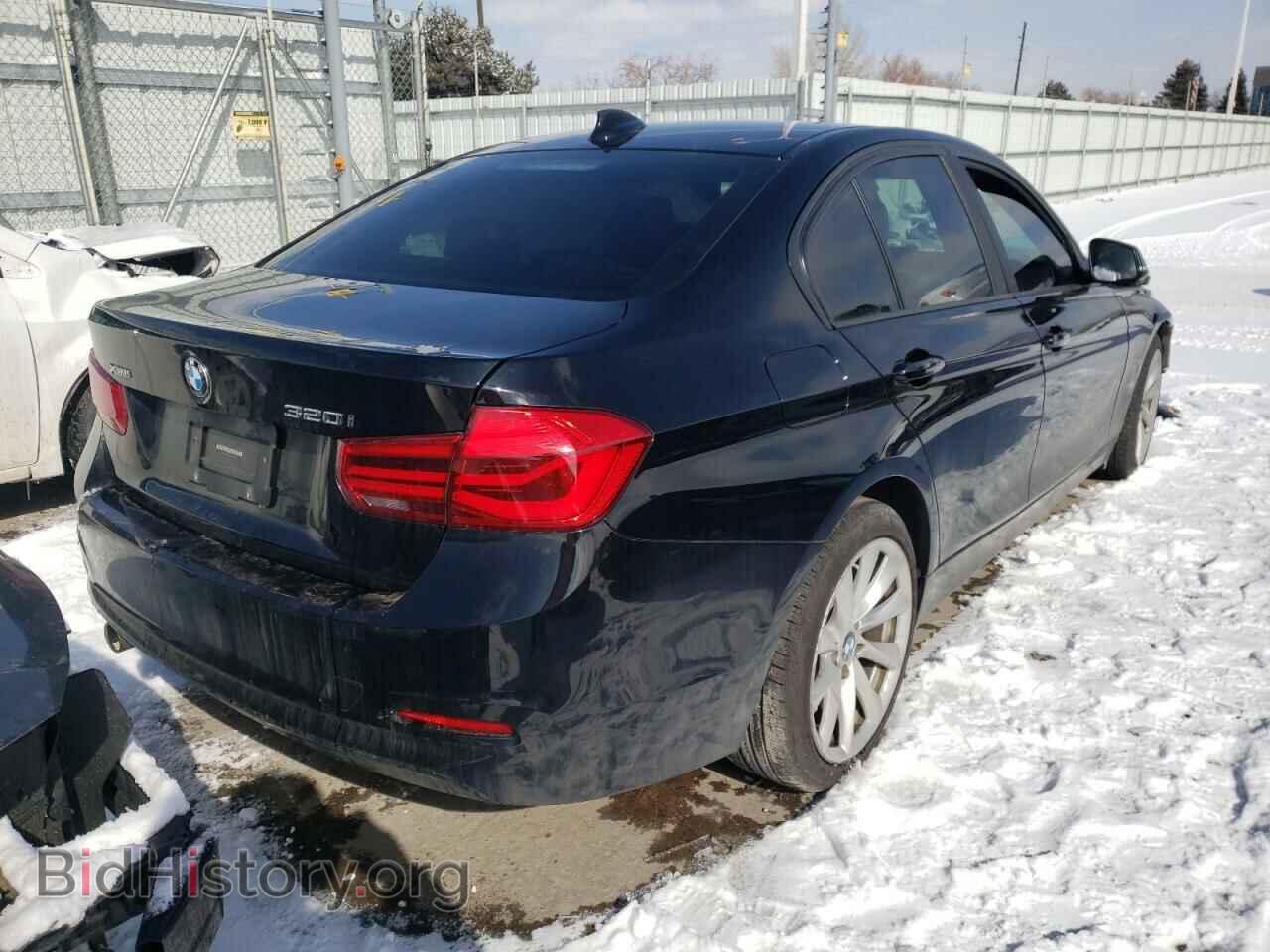 2016 BMW 3 SERIES - VIN: WBA8E5G58GNU20165 - Фото 4