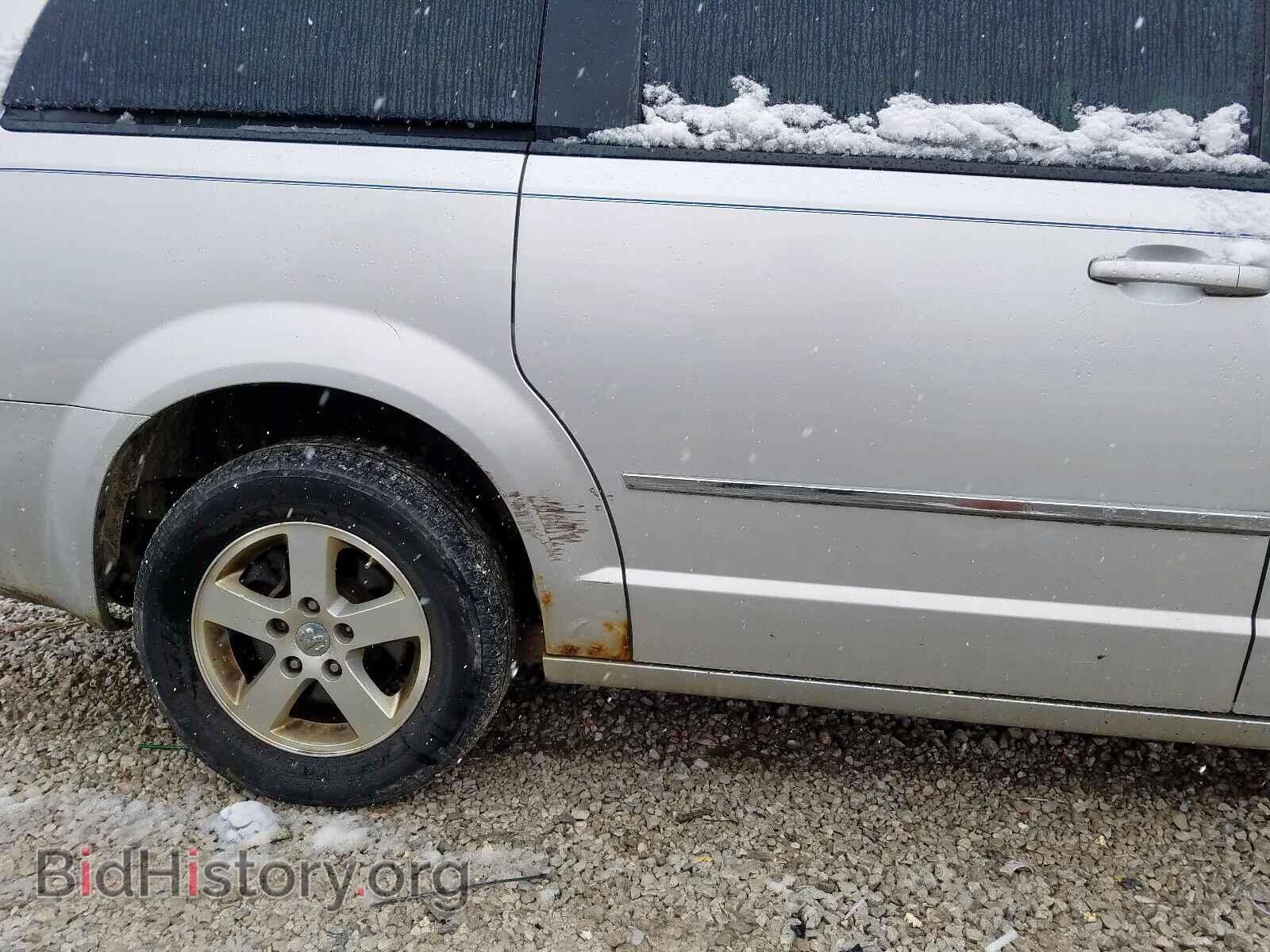 2010 DODGE CARAVAN - VIN: 2D4RN5D11AR180222 - Фото 9