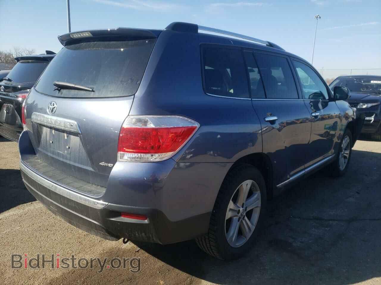 2013 TOYOTA HIGHLANDER - VIN: 5TDDK3EH8DS260855 - Photo 4