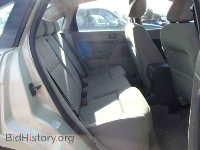 2011 FORD FOCUS - VIN: 1FAHP3FN4BW132588 - Фото 6