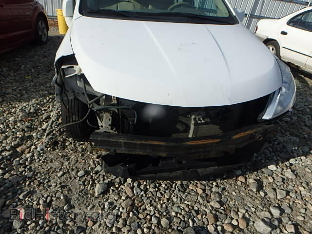 2009 NISSAN VERSA - VIN: 3N1BC13E99L386417 - Фото 9