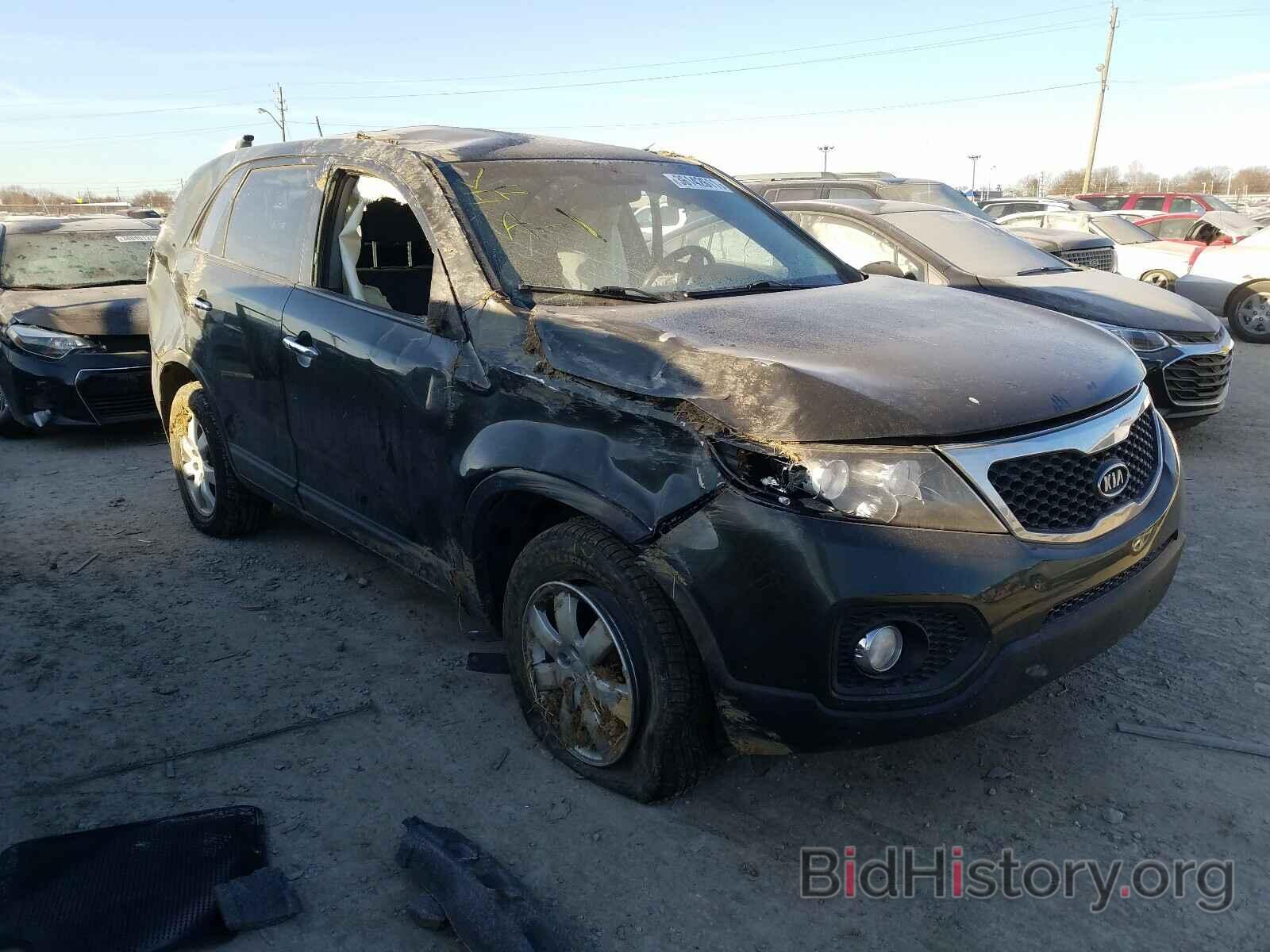 Photo 5XYKT4A13BG145643 - KIA SORENTO 2011