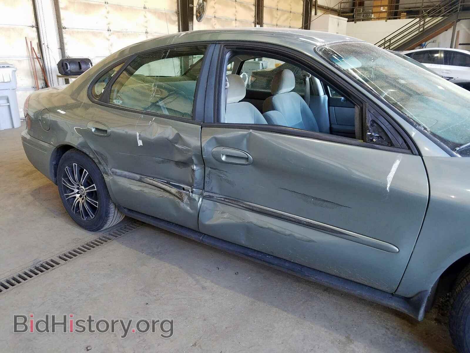 2006 FORD TAURUS - VIN: 1FAFP53U76A151329 - Фото 9