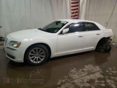 2014 Chrysler 300, белый — VIN 2C3CCAAG3EH142985, Copart