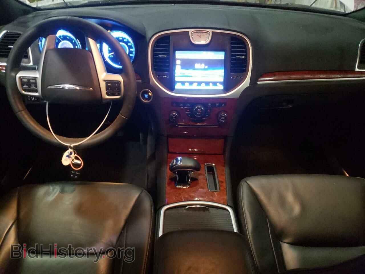 2014 CHRYSLER 300 - VIN: 2C3CCAAG3EH142985 - Фото 8